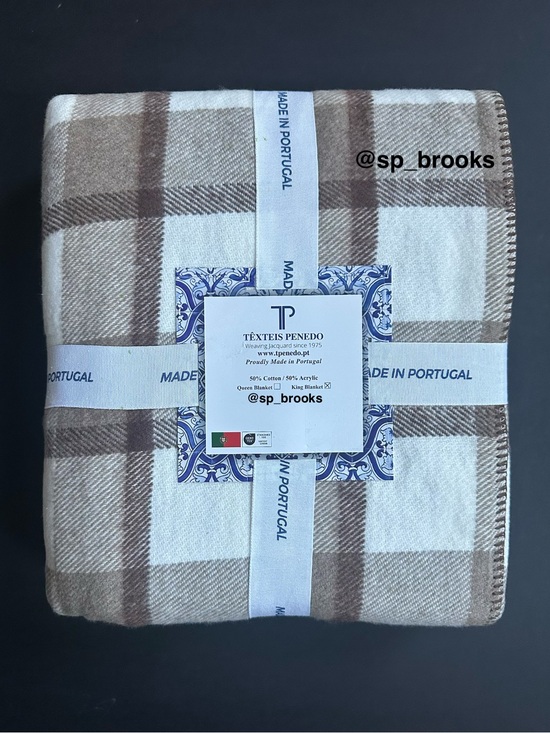 Texteis Penedo Other - 🎁Texteis Penedo Blanket - Brown & Off White Plaid Cotton Blend King Blanket